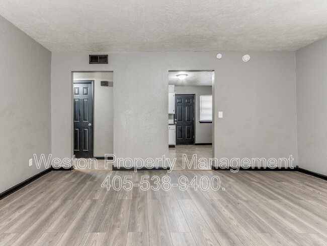 Building Photo - 1608 Magnolia Ave