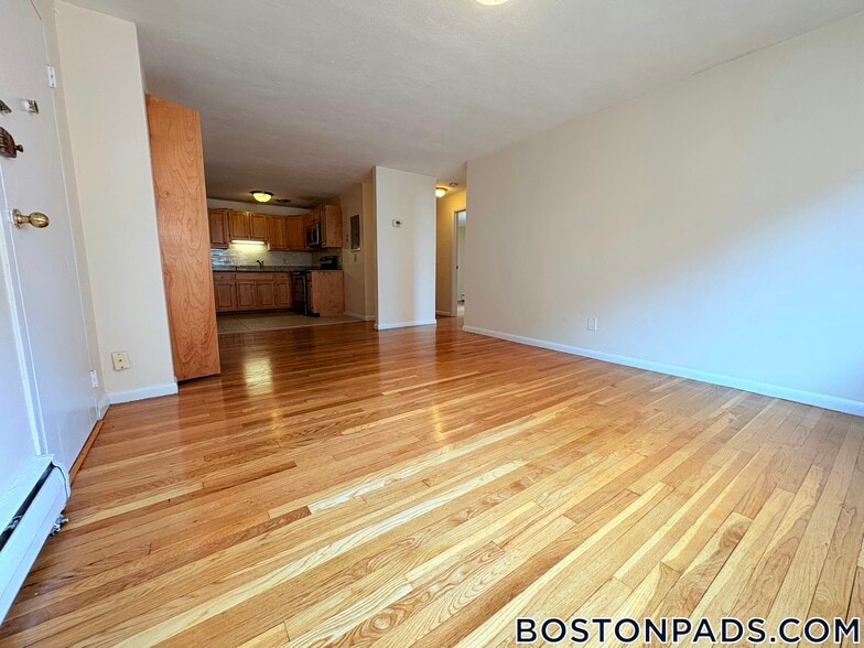 Building Photo - 222 Babcock St