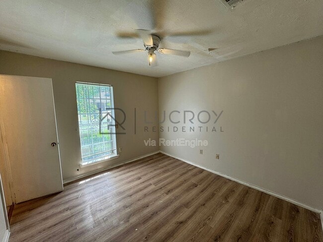 Building Photo - 6731 George Washington Dr