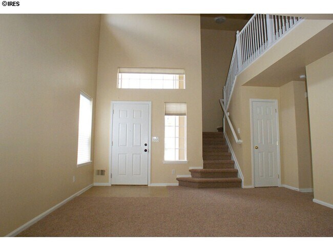 Building Photo - North Fort Collins Living with Space, Style, and Convenience