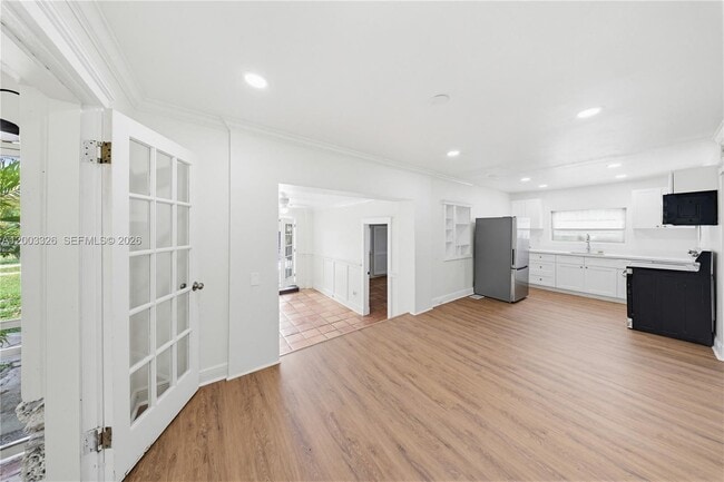 Building Photo - 173 NW 18th St