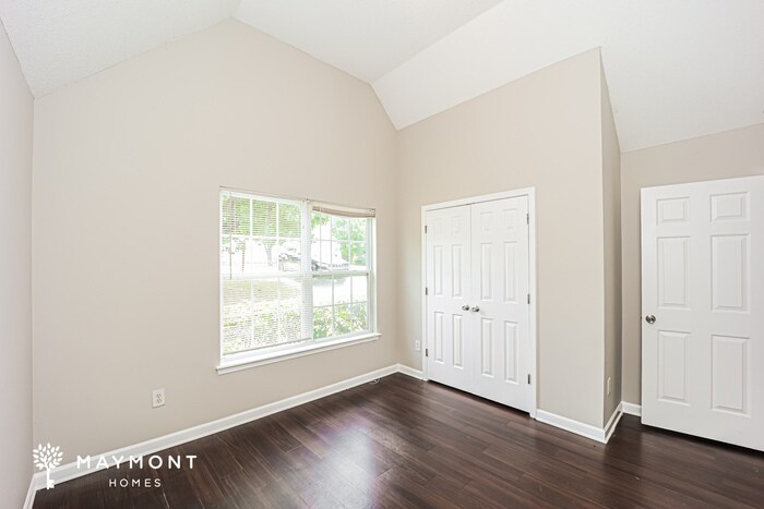 Building Photo - 5285 Cattail Ln