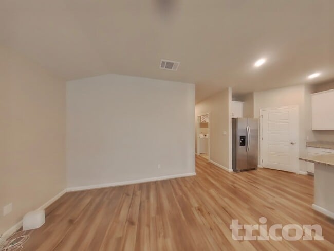 Building Photo - 5807 Noah Pl