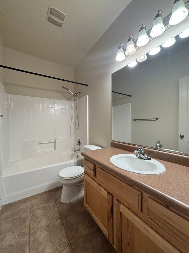 Building Photo - Grand Legacy Near Sky Mountain Golf Course