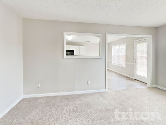 Building Photo - 62 Kirkhill Dr