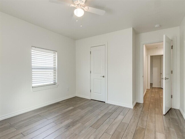 Building Photo - 4101 N Hammond Ave