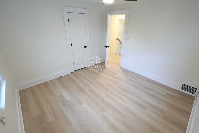 Building Photo - 961 Lawton St
