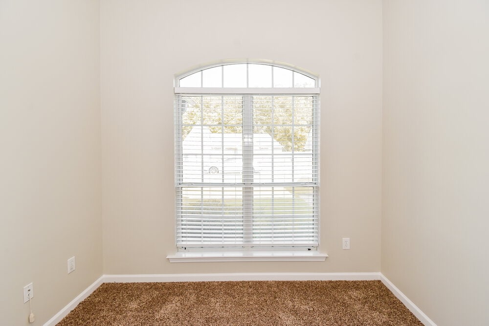 Building Photo - 145 Cameron Dr