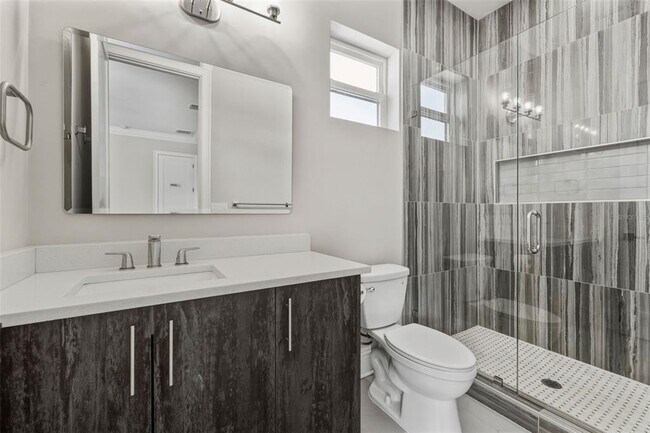 Building Photo - 481 W Davis Blvd