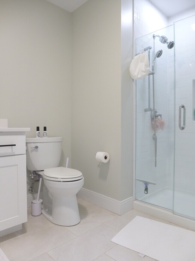 Building Photo - 11 Frederick St