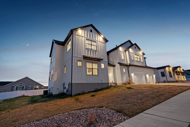 Building Photo - 7862 Danish Pine Ln