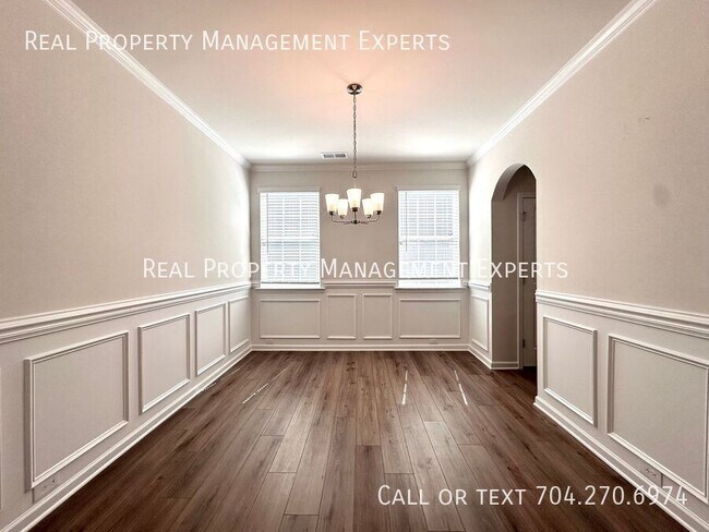 Building Photo - 146 Dogwood Grv Pl
