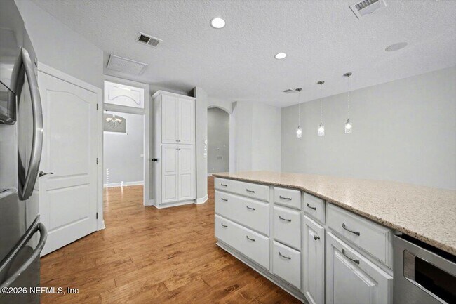 Building Photo - 184 Summerfield Dr