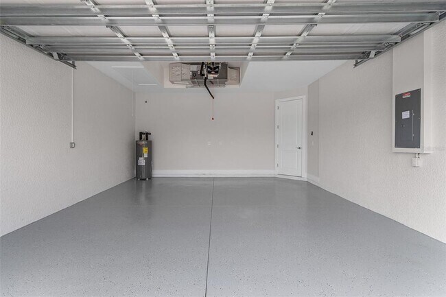 Building Photo - 26221 Sandhill Blvd