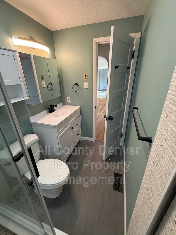 Building Photo - 1317 Zenobia St