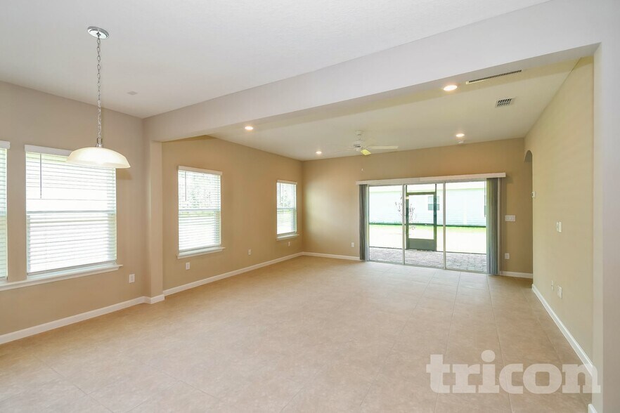 Building Photo - 10328 Pavnes Creek Dr