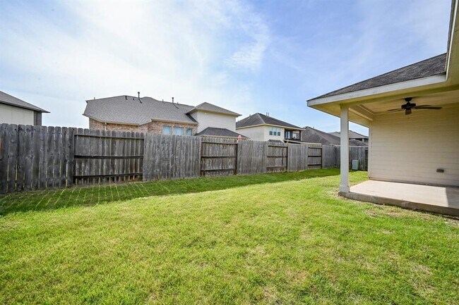 Building Photo - 18707 Majestic Vista Ln