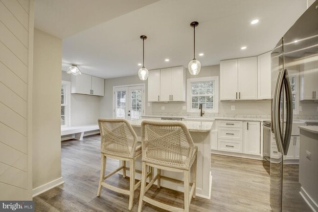 Building Photo - 4083 Norbeck Square Dr