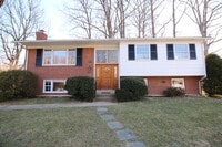 Building Photo - 3BR/2B Home