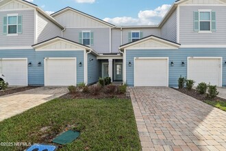 Building Photo - 260 Brandon Lks Dr