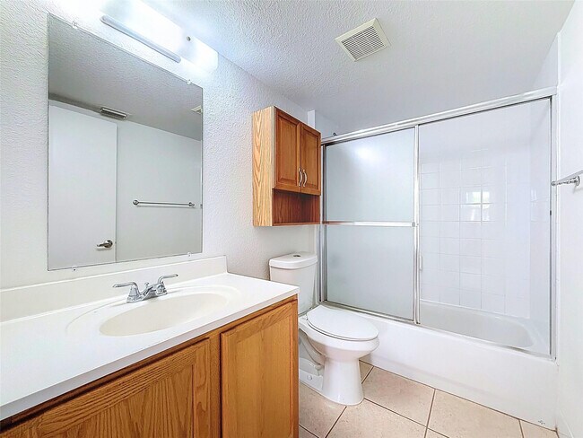 Building Photo - 4025 N Federal Hwy