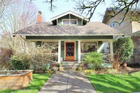 Building Photo - 2503 SE Yamhill St