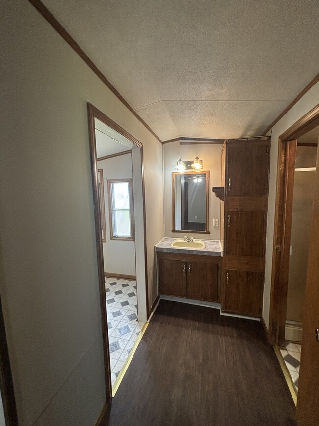 Building Photo - 300 Ricks Rd