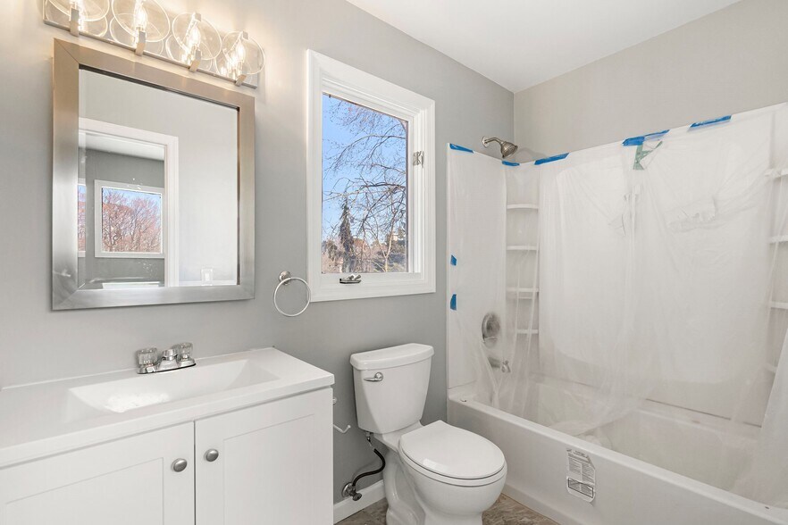 2nd Bathroom - 4A Emerald Dr