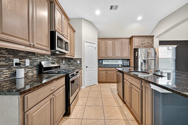 Building Photo - 19334 N Cottonwood Green Ln