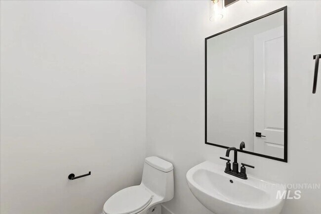 Building Photo - 388 Hidden Mill Ct.