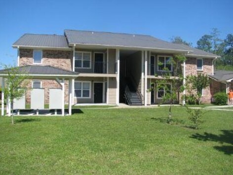 Primary Photo - Maison Dedeaux
