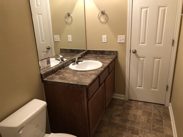 Building Photo - 40 Old Mill Rd