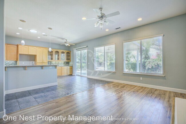 Building Photo - 3 br, 2 bath House - 419 Savannah Dr