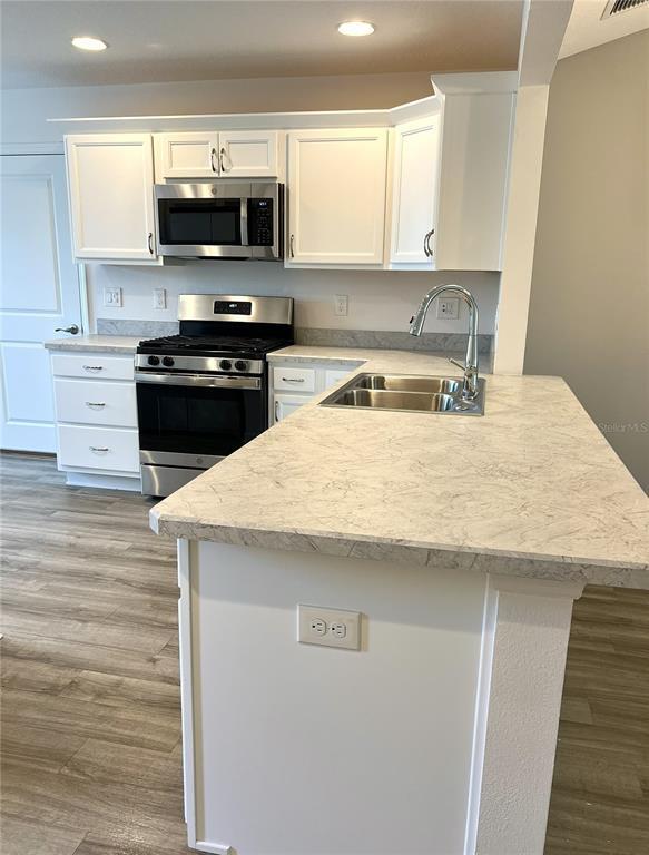 Building Photo - 618 Nielsen Pl