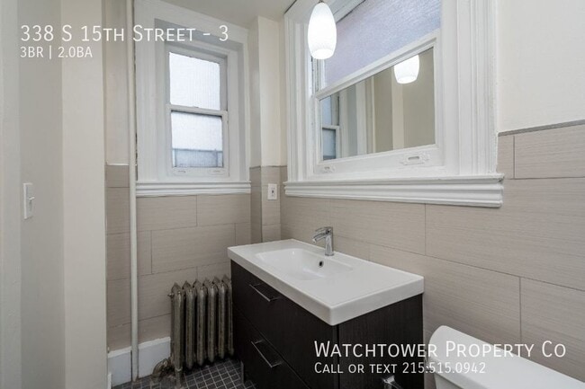 Building Photo - 338 S 15th St