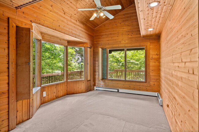 Building Photo - 281 Nettleton Hollow Rd