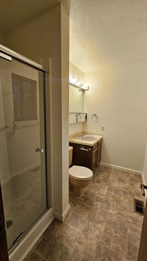 Building Photo - 13884 W 68th Dr