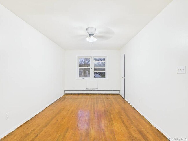 Building Photo - 101-24 78th St