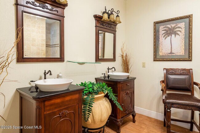 Building Photo - 232 N Jungle Rd