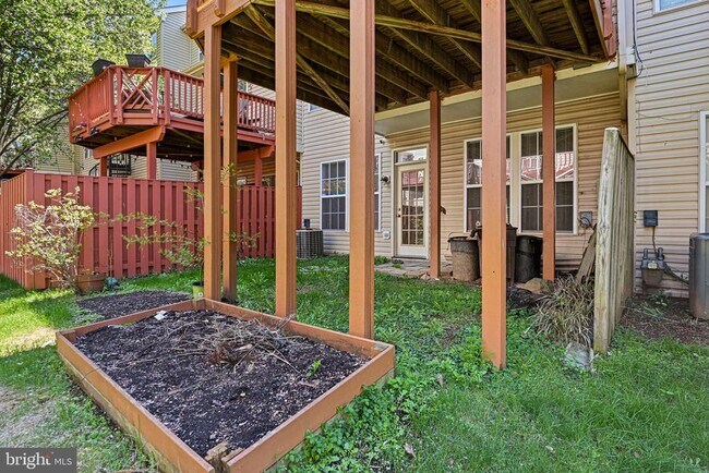 Building Photo - 2658 Logan Wood Dr