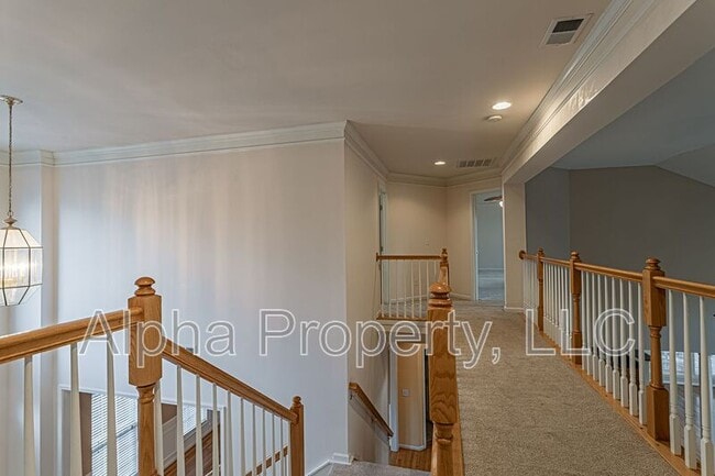 Building Photo - 1205 Carriage Park Cir