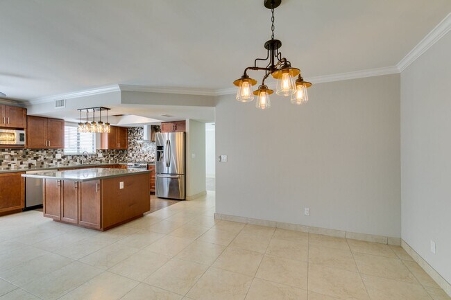 Building Photo - Amazing 3-bdrm home in Green Valley!