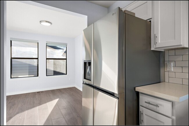 Building Photo - EAST2746