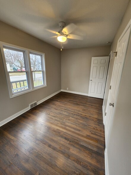 Building Photo - 410 McKinley St