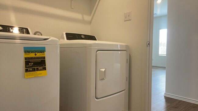 Building Photo - 4128 Home Place Rd