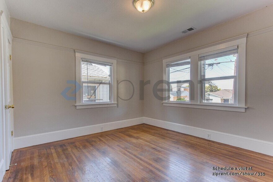 Building Photo - 4020 Edwards Ave