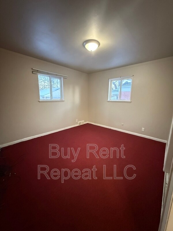 Building Photo - 23344 Panama Ave