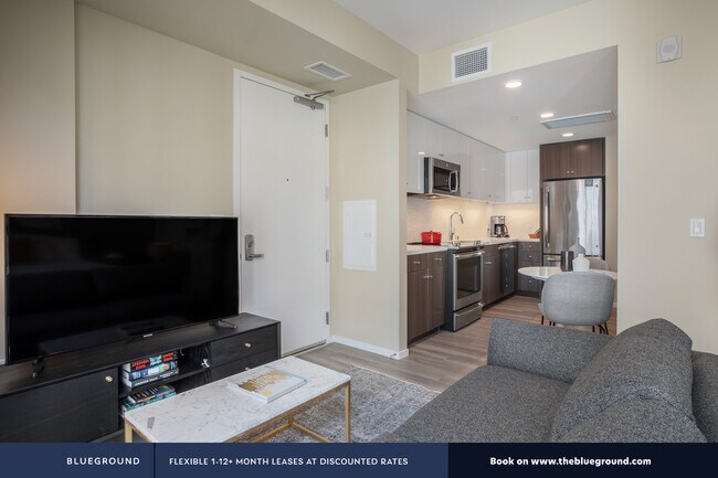 Building Photo - 800 Indiana St