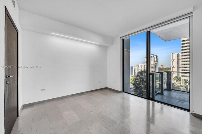 Building Photo - 88 SW 7th St