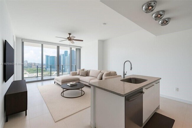 Building Photo - 888 Biscayne Blvd